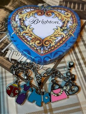 BRIGHTON ~ Vintage Silver Plate & Enamel anklet .  characteristic whimsical life